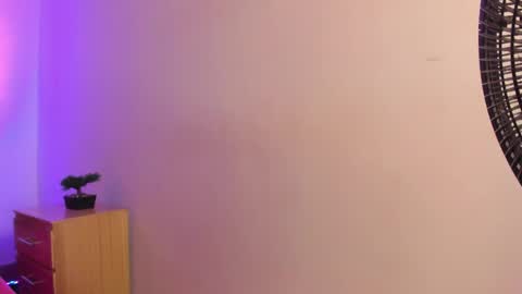 mia_sweetie1 online show from 05.29.26