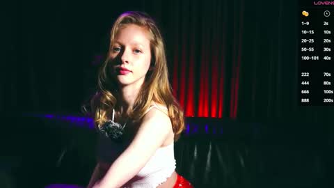 Mia online show from 10.03.25