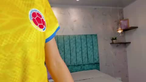 Snapshot of mia_velmont chatting on 06.24.26 Miaaa online show from 06.24.26