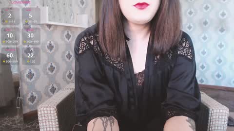 mia_wallase online show from 01.23.25