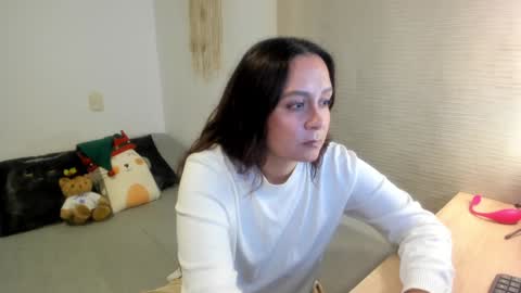 Mia   online show from 12.24.24
