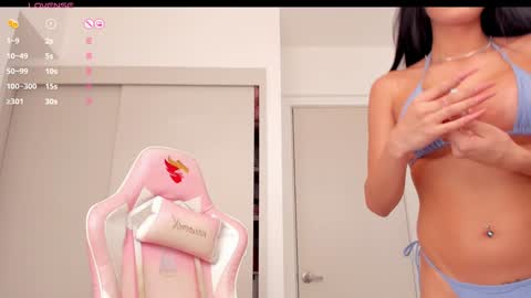 Snapshot of mia_yourmommy chatting on 12.18.24 online show from 12.18.24