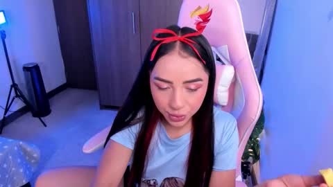 mia  nicolle online show from 02.14.26