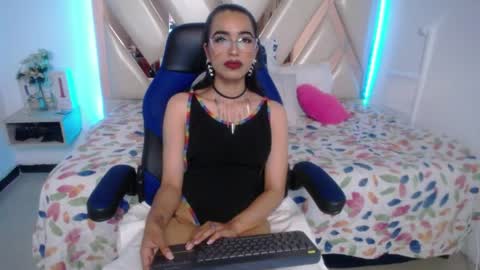 MIA online show from 04.29.26