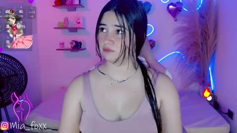 Mia online show from 02.16.25