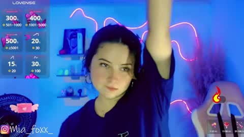 Mia online show from 03.01.25