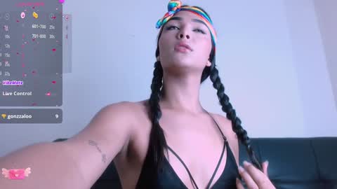 Mia online show from 01.22.25