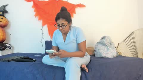 Snapshot of miaa_khaliffa_ chatting on 10.21.25 Mia  online show from 10.21.25