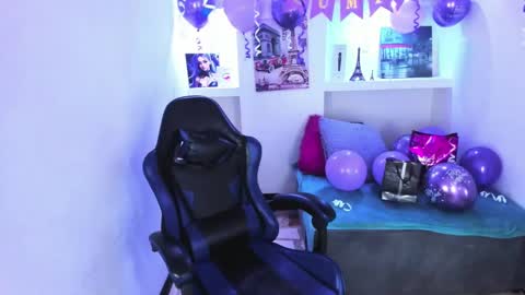       online show from 09.30.25