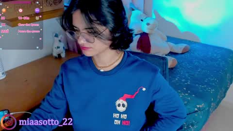 Maria Fernanda online show from 01.08.25