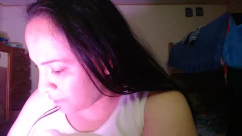 Snapshot of miaabrownn chatting on 04.23.26 MIA online show from 04.23.26