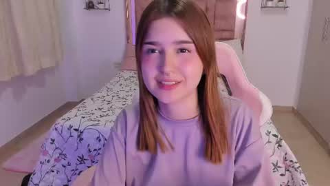 Mia  online show from 07.13.26