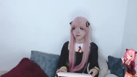Mia online show from 02.15.25