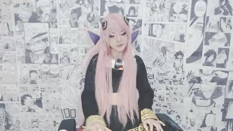 Mia online show from 09.10.25