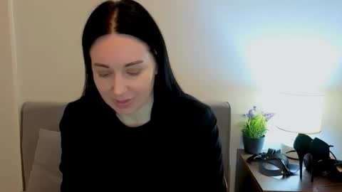 Mia online show from 03.18.26