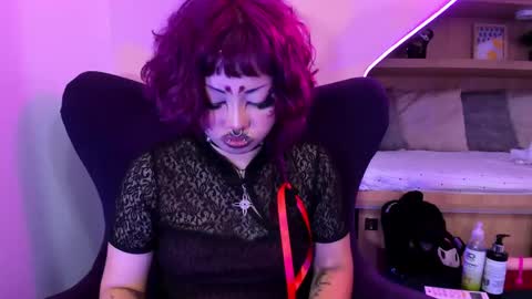 Mia online show from 02.09.25