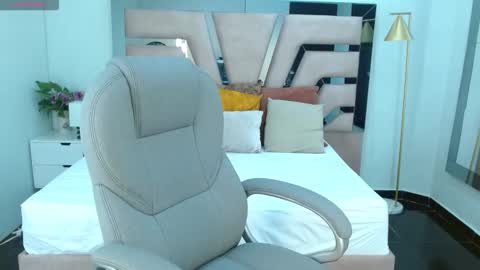 Mia Rodriguez online show from 03.24.26