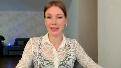 Mia online show from 05.06.26