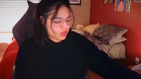 Mia online show from 01.26.25