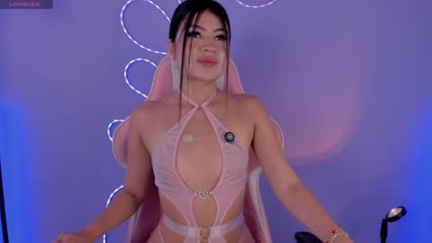 Mia Capone online show from 04.15.26