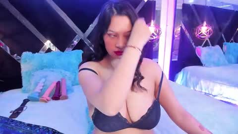 Mia online show from 03.14.26