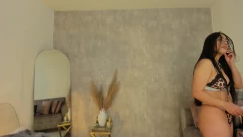 miacooper online show from 01.25.25