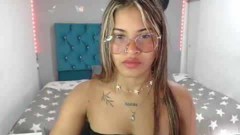 miacumgirl online show from 05.25.26