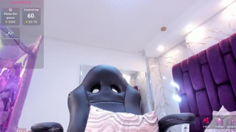miadiamondd online show from 09.20.25