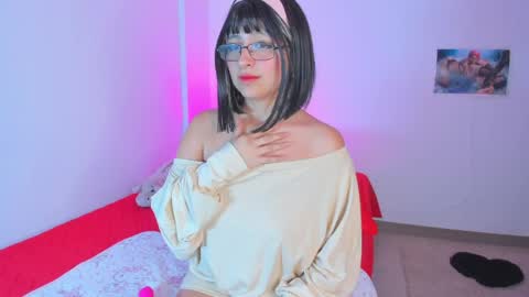 Mia Engels  online show from 04.16.26