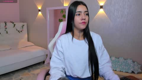 Mia Gomez online show from 01.13.25