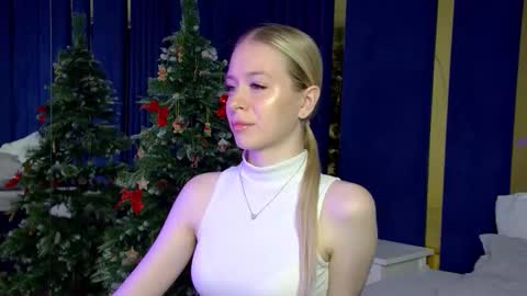 Mia online show from 12.18.25