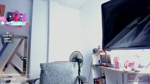 Mia online show from 07.28.26