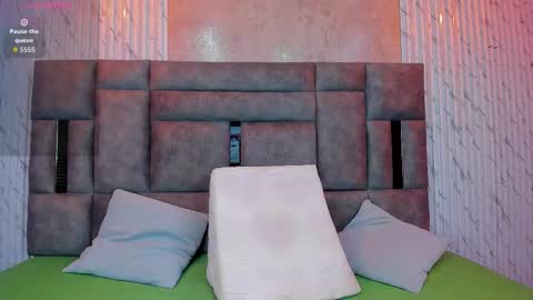 Snapshot of miah_palacio chatting on 09.11.25 MIAH PALACIO online show from 09.11.25