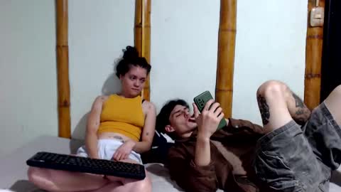 Snapshot of miahells chatting on 01.19.26 Mia Sam online show from 01.19.26