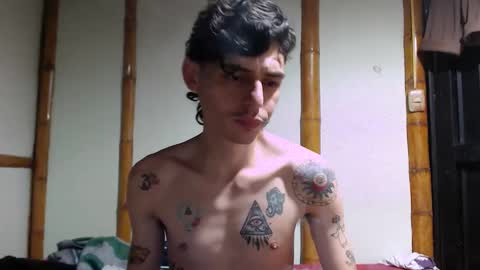 Snapshot of miahells chatting on 02.14.26 Mia Sam online show from 02.14.26