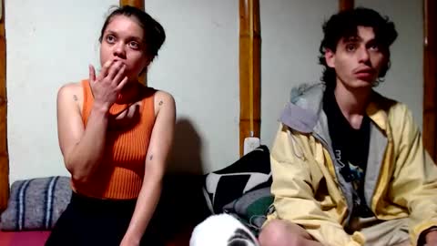 Snapshot of miahells chatting on 02.25.26 Mia Sam online show from 02.25.26