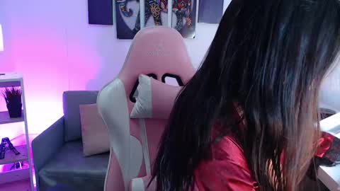 Snapshot of miajewell chatting on 02.26.26 Mia Emily online show from 02.26.26