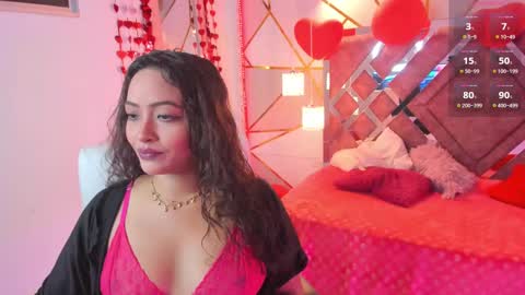 Mia Jonsonn online show from 02.25.25