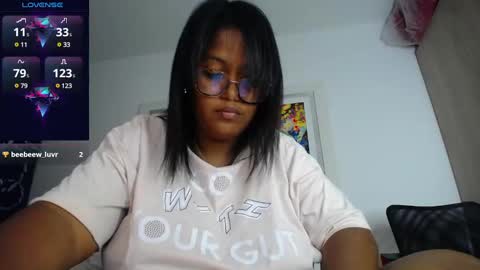 miajoseph_ online show from 01.22.25
