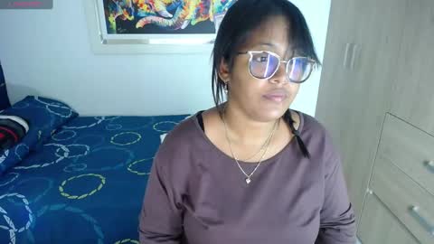 miajoseph_ online show from 01.26.25
