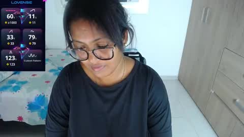 miajoseph_ online show from 02.20.25