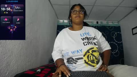 Snapshot of miajoseph_ chatting on 05.05.26 miajoseph_ online show from 05.05.26