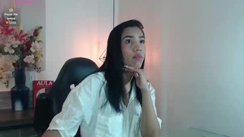 Mia online show from 03.25.26