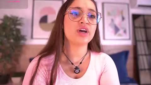 Mia  online show from 07.11.26