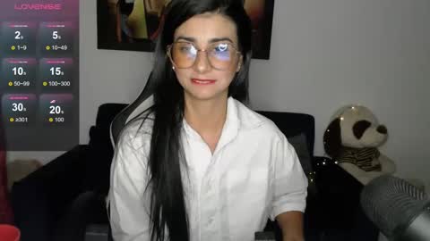 Alejandra khalifa online show from 01.12.25