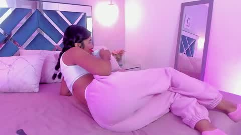 Mia Khalifa online show from 03.05.25