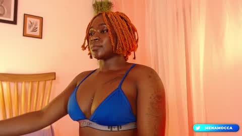 Snapshot of miaknox chatting on 01.02.25 Mia online show from 01.02.25