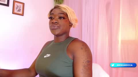 Snapshot of miaknox chatting on 01.16.25 Mia online show from 01.16.25