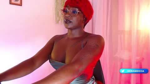 Snapshot of miaknox chatting on 01.18.25 Mia online show from 01.18.25