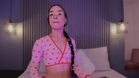 Mia Larouse online show from 02.23.26